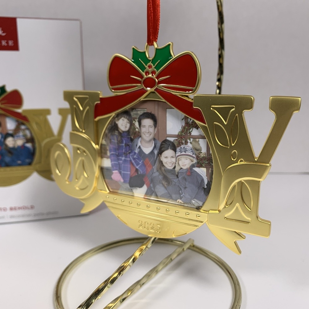 NEW Hallmark 2025 Keepsake A Joy to Behold Photo Frame‎ Metal Christmas Ornament - Picture 11 of 11